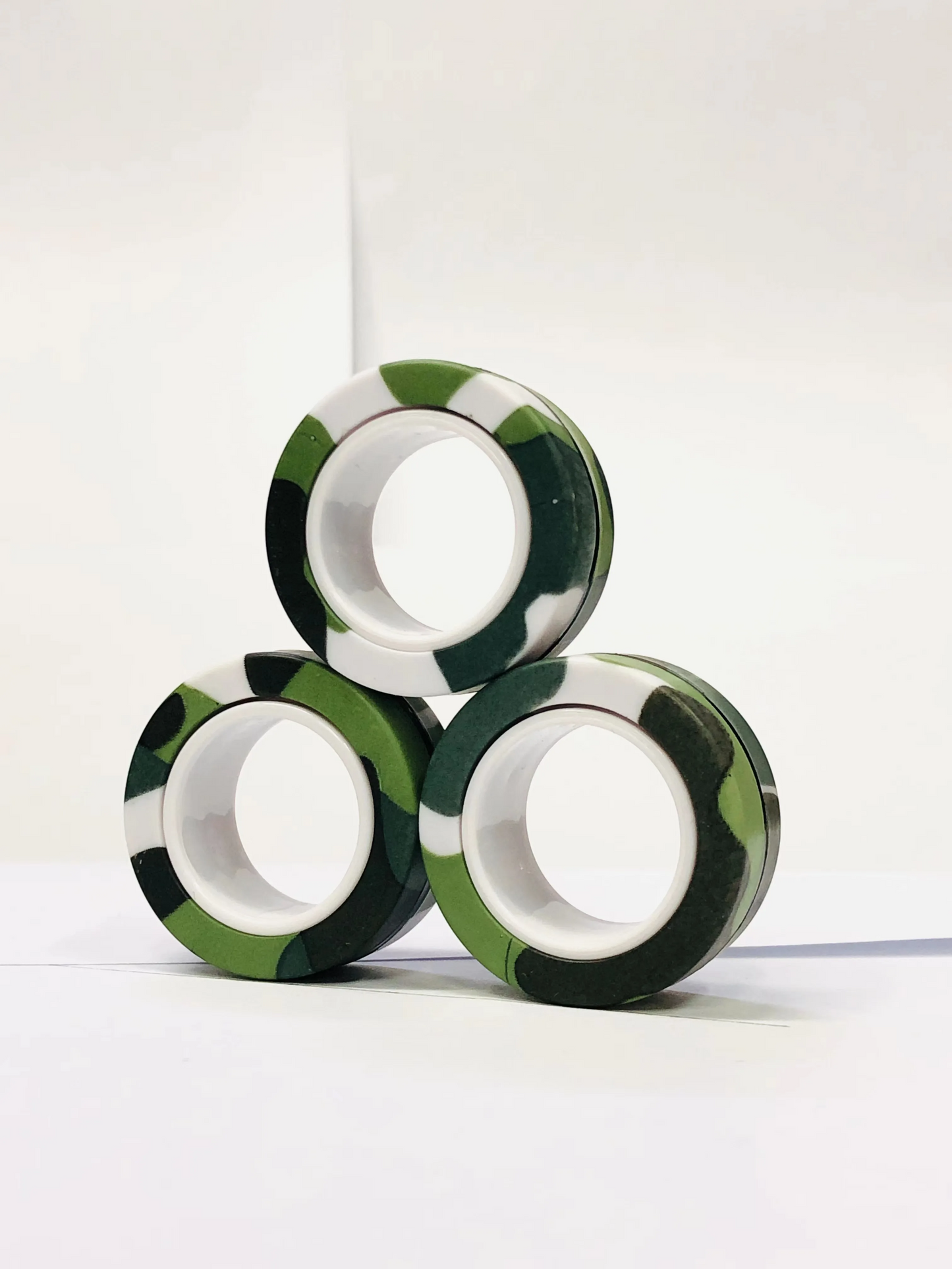 Funipediaā¢ Magnetic Ring Spinner