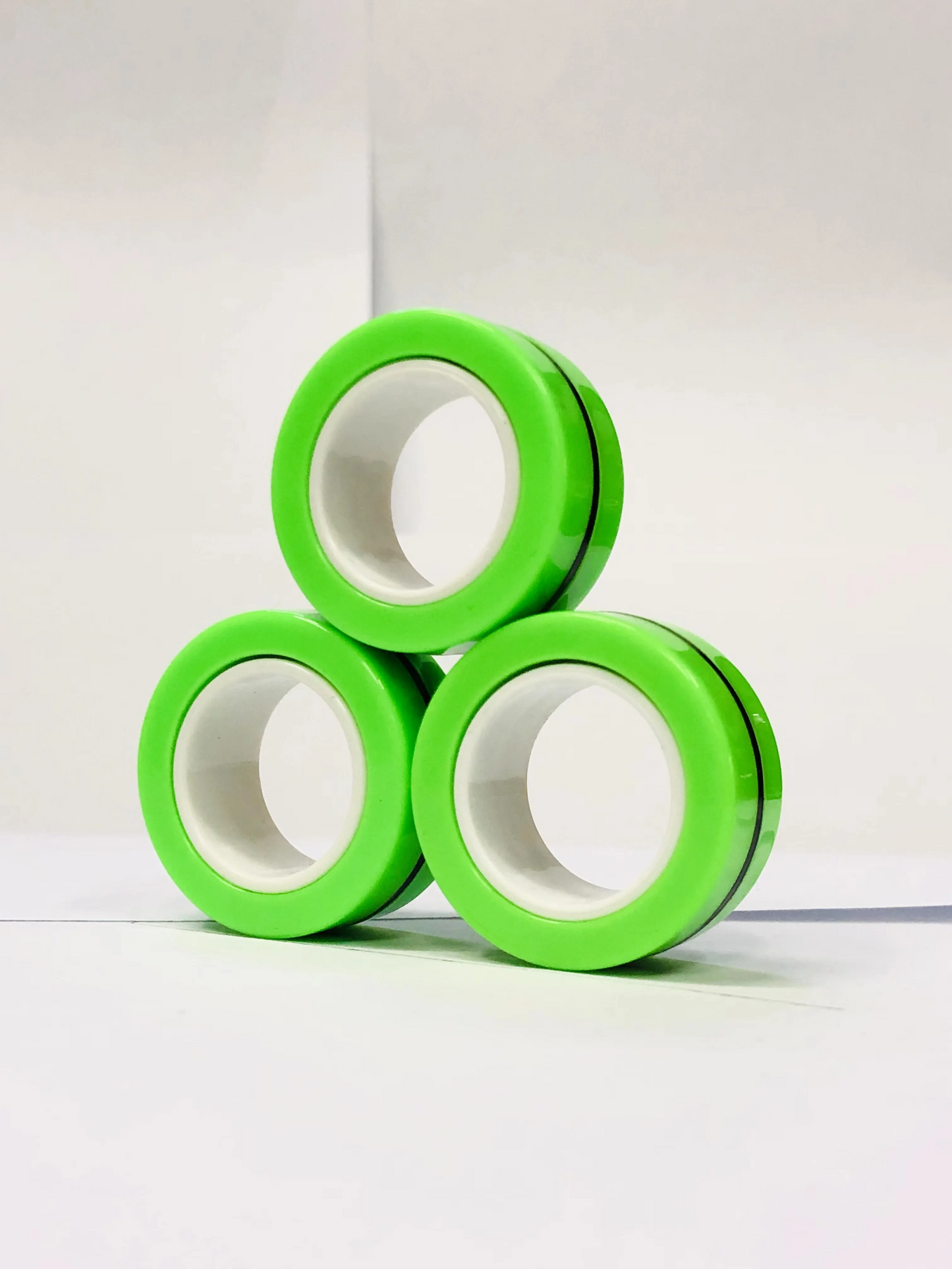 Funipediaā¢ Magnetic Ring Spinner