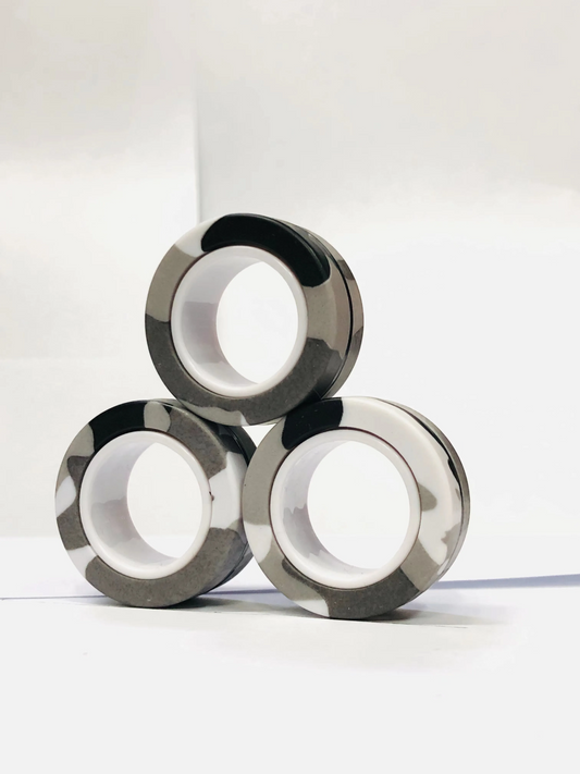 Funipediaâ„¢ Magnetic Ring Spinner